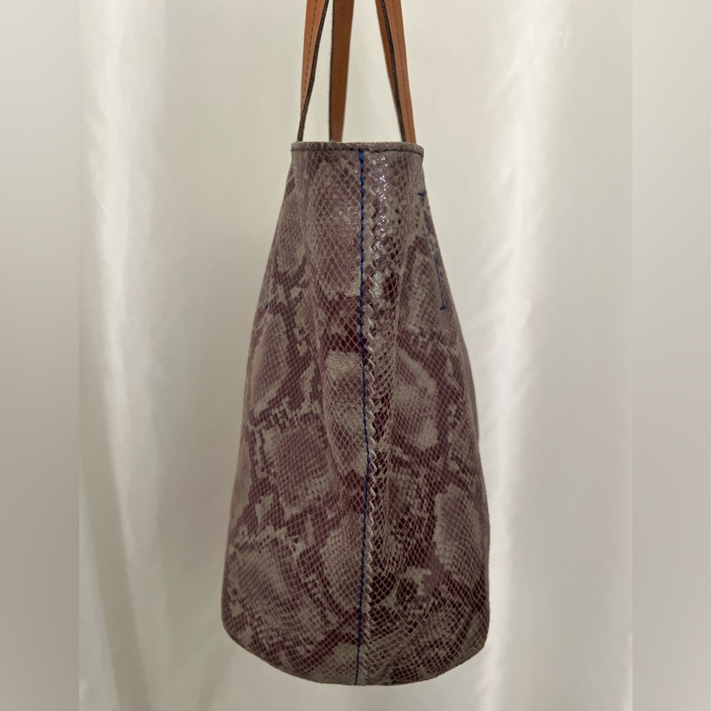 ✨Low Start ✨Patricia Nash Snake-Print Tote with Tan Straps - Picture 3 of 8